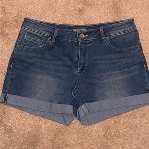 Jean shorts NY&co size 10